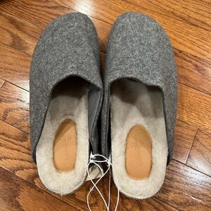 Womens Gray Slippers